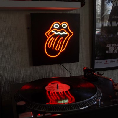 Mingo Neon Lamp (Licking Tongue)